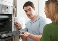 Quick Appliance Repair Service - High Quality Appliance Repair Technicians Satisifed Appliance Repair Customer